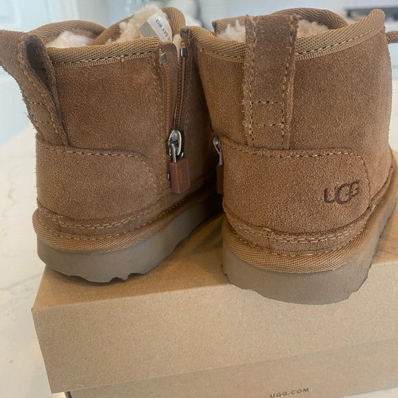 Ugg Neumel ll Boot Chestnut Size 8 - Picture 4 of 4